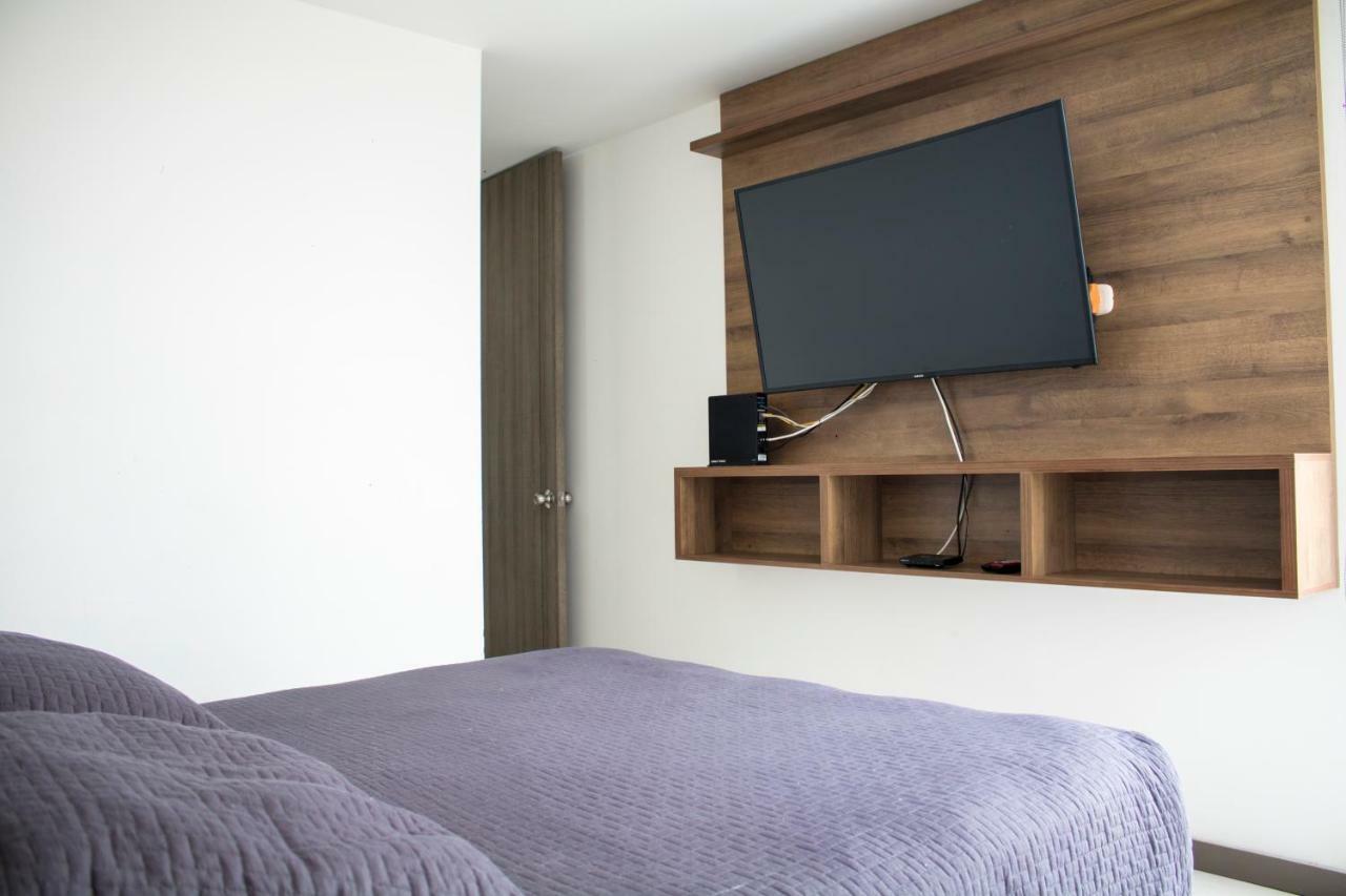 Apartamento Granate เปเรย์รา ภายนอก รูปภาพ