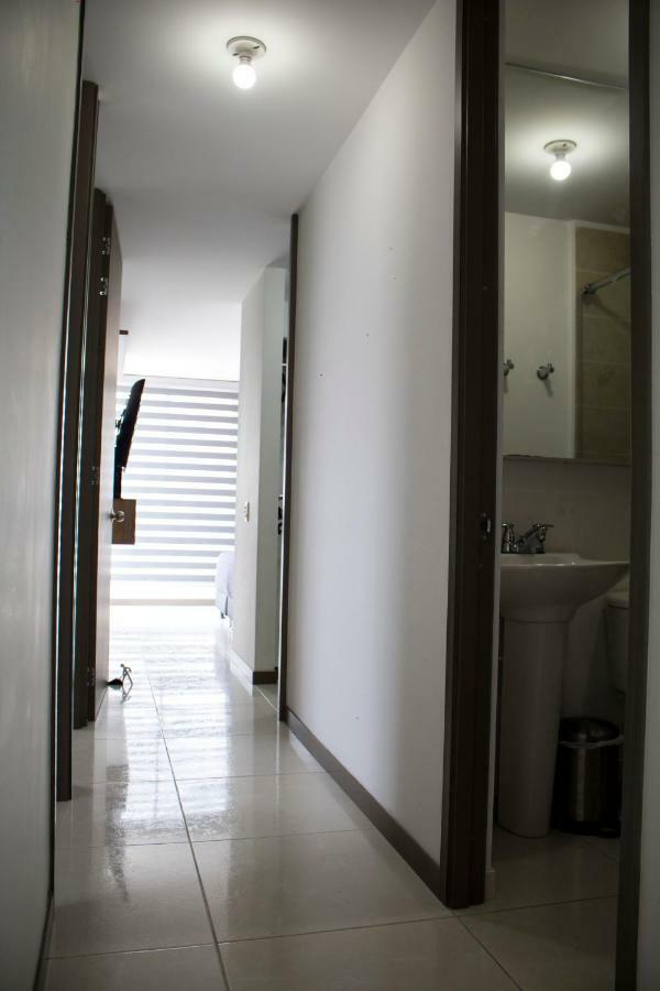 Apartamento Granate เปเรย์รา ภายนอก รูปภาพ