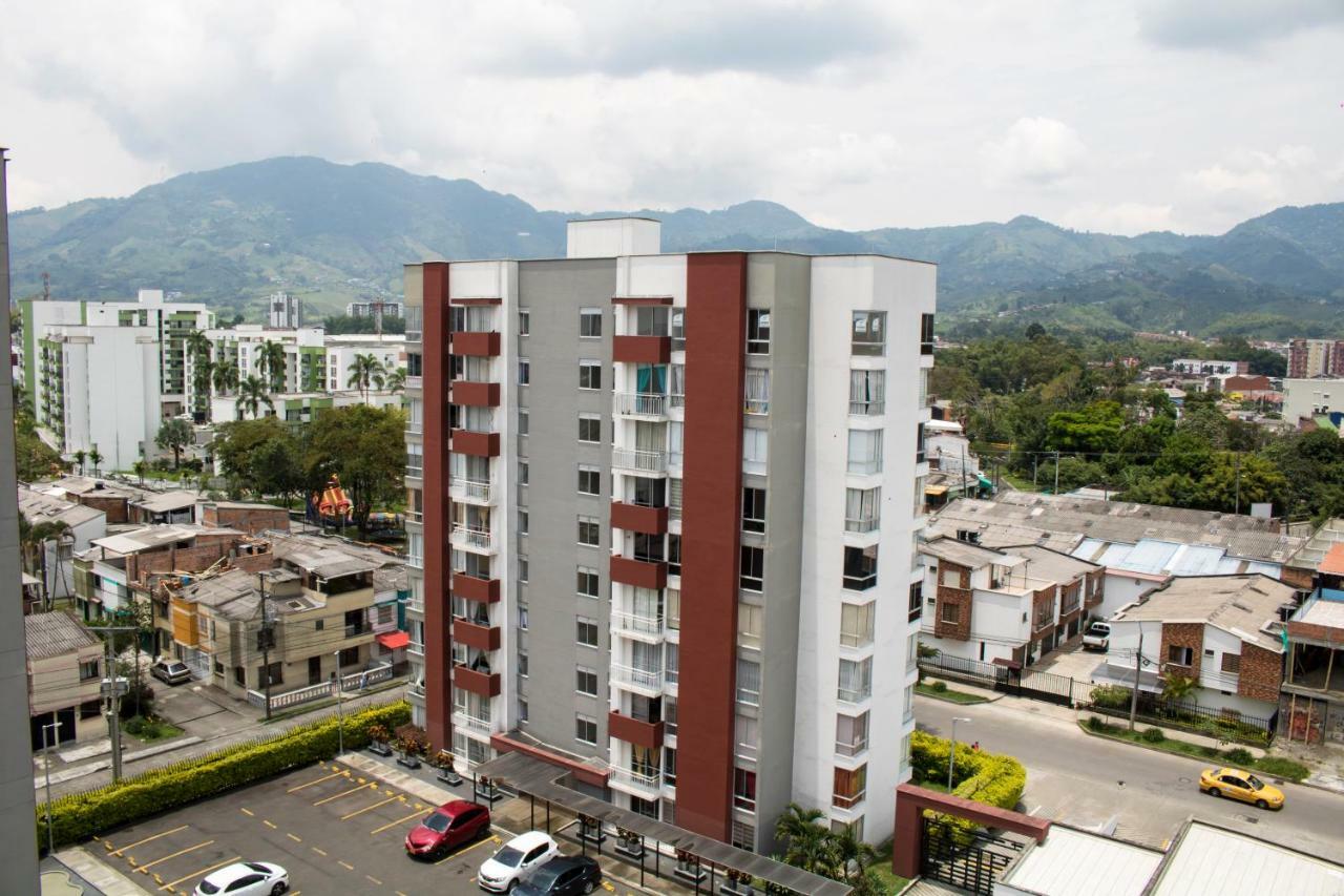 Apartamento Granate เปเรย์รา ภายนอก รูปภาพ